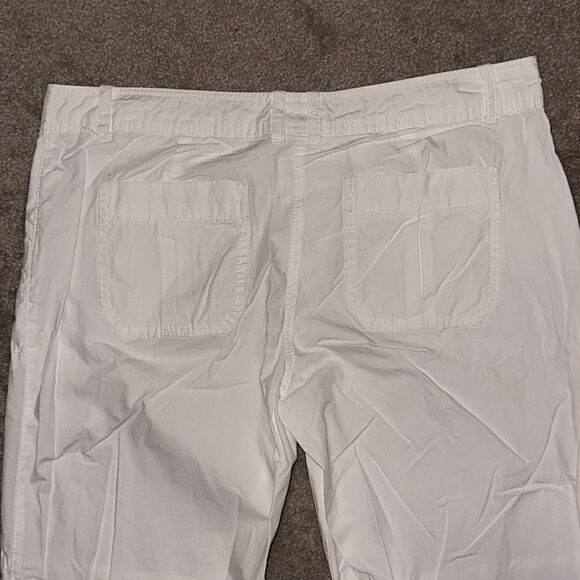 New York & Company Versatile Pants! - Picture 6 of 12